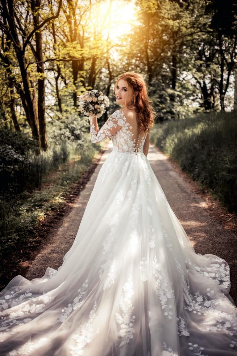 W jakim sklepie kupicie doskonałe suknie ślubne?